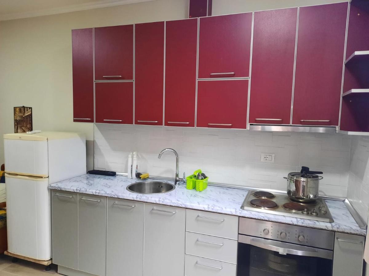 Pine Apartment 2 Plus 1 Голем Экстерьер фото